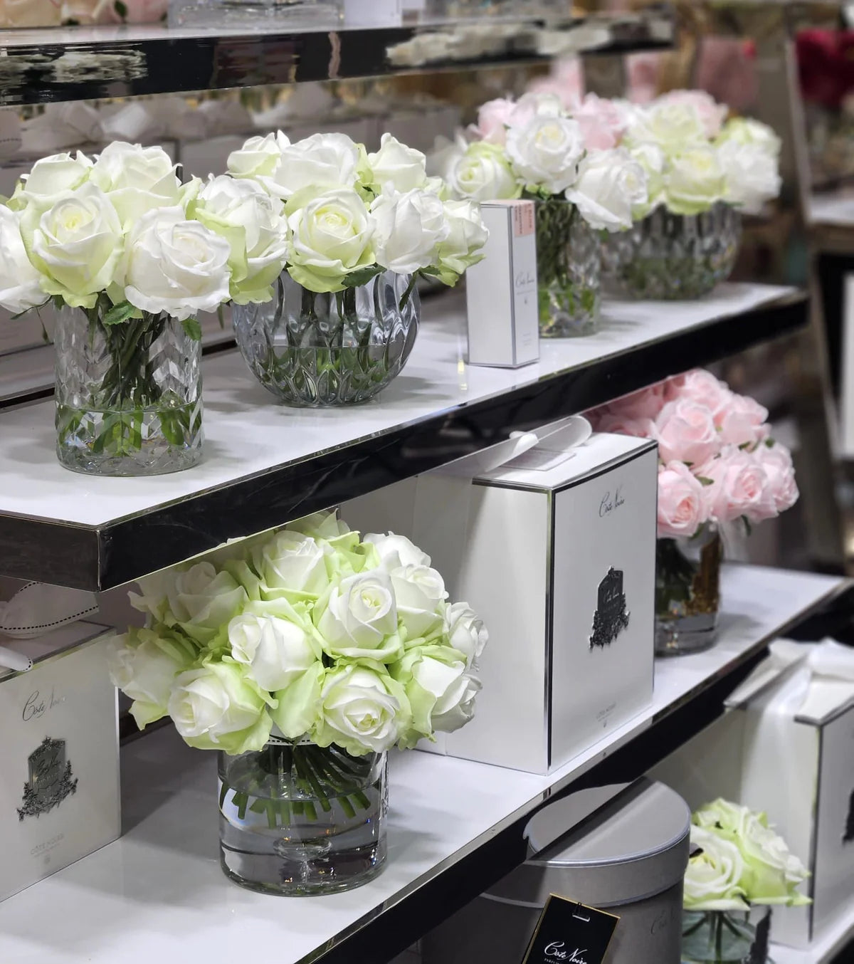 Luxury bouquet of 13 white and green roses