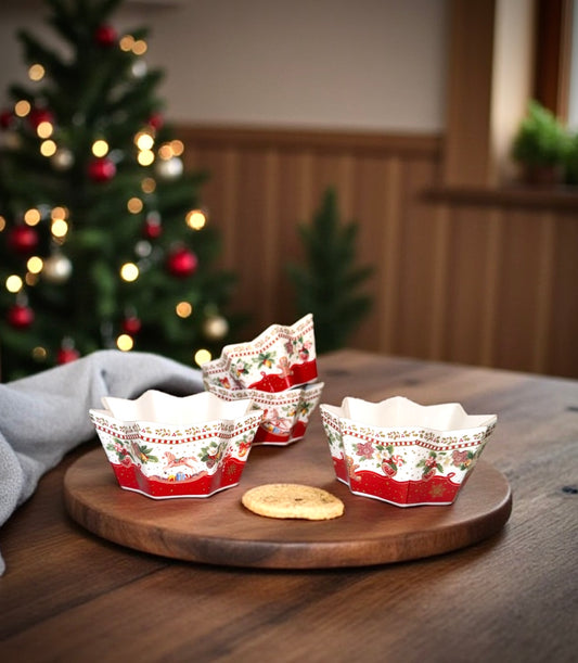 Christmas Memories set of 4 11cm Christmas bowls