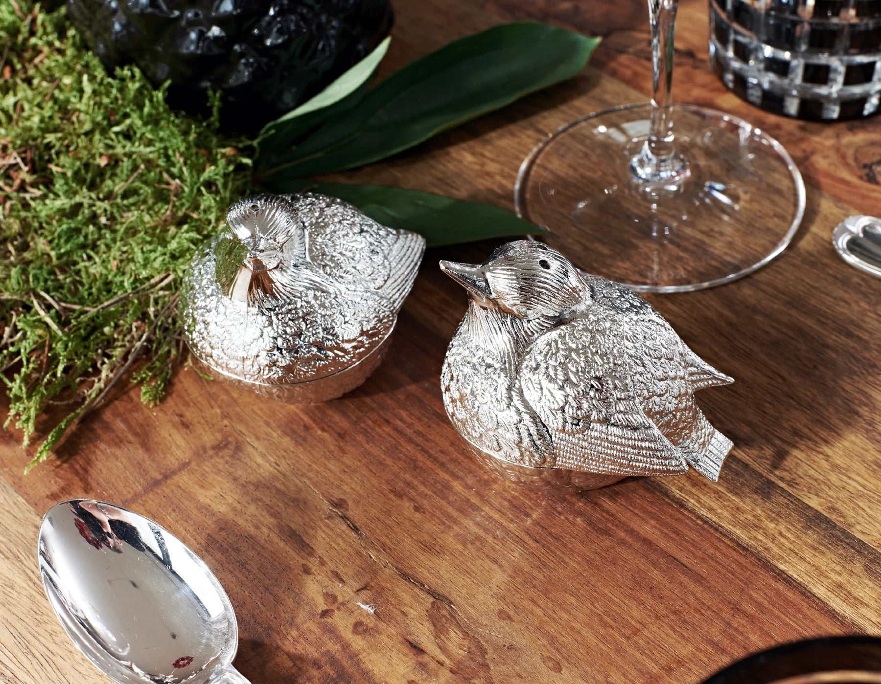 Salier et poivrier oiseaux - Spatzen