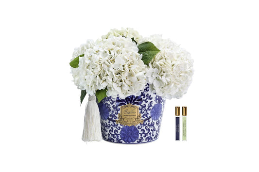Bouquet d'hortensias blancs - vase oriental