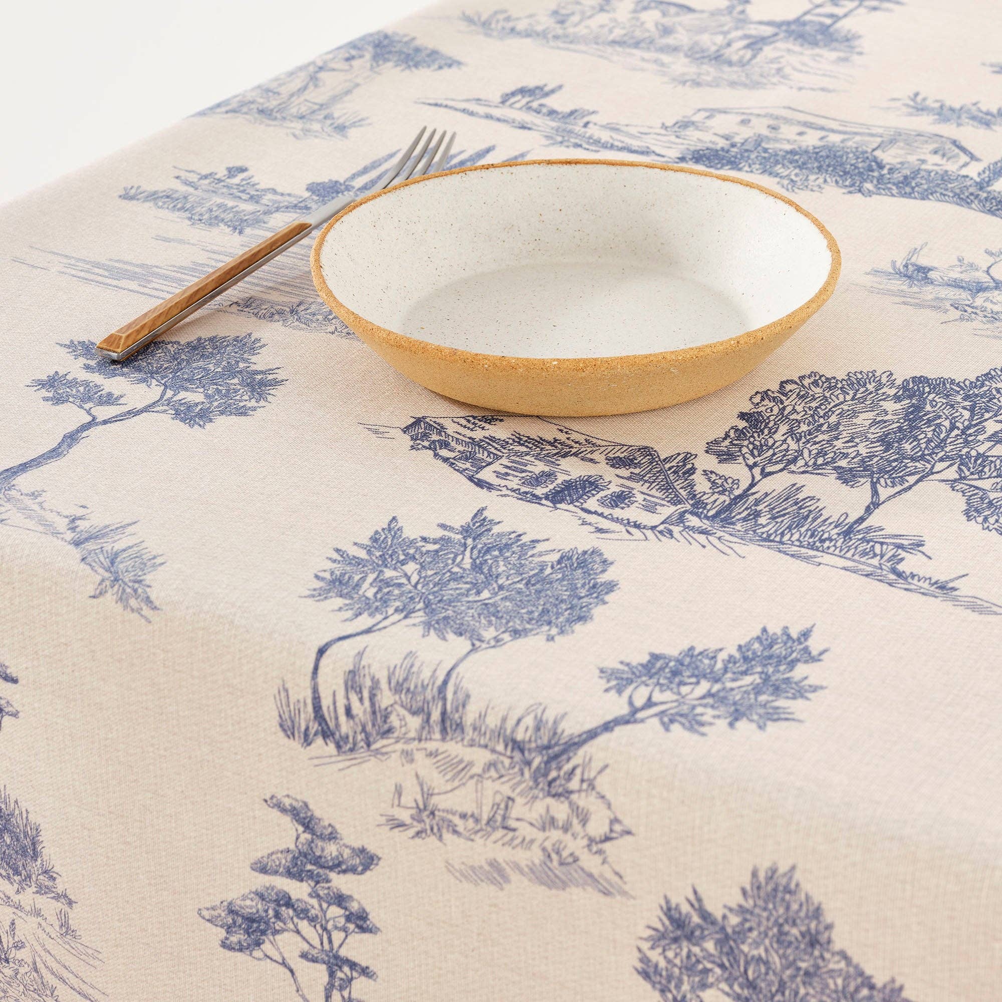 Nappe Toile de jouy bleu résistante aux taches 200x140