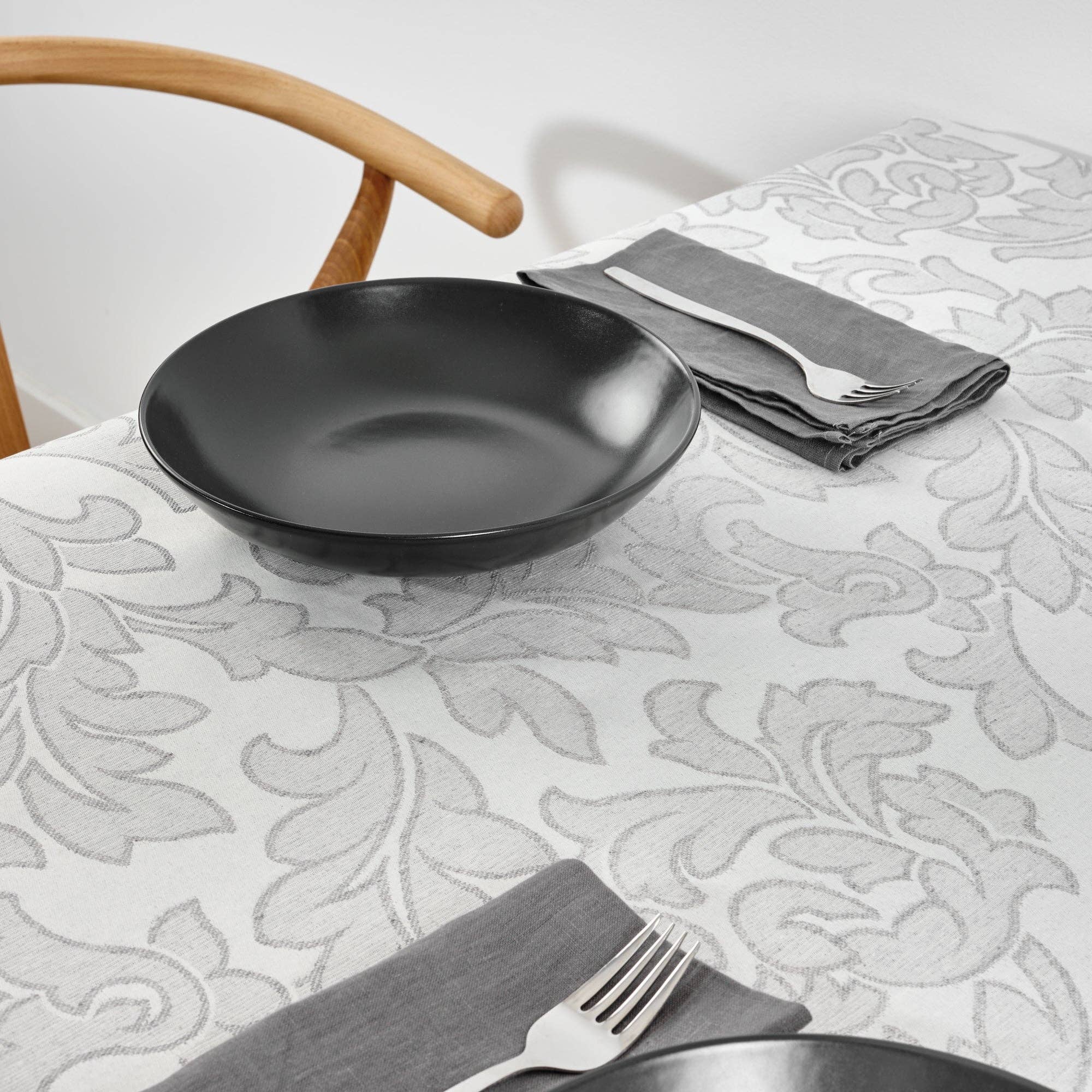 Nappe en jacquard Gris résistante aux taches 200 x 160 cm