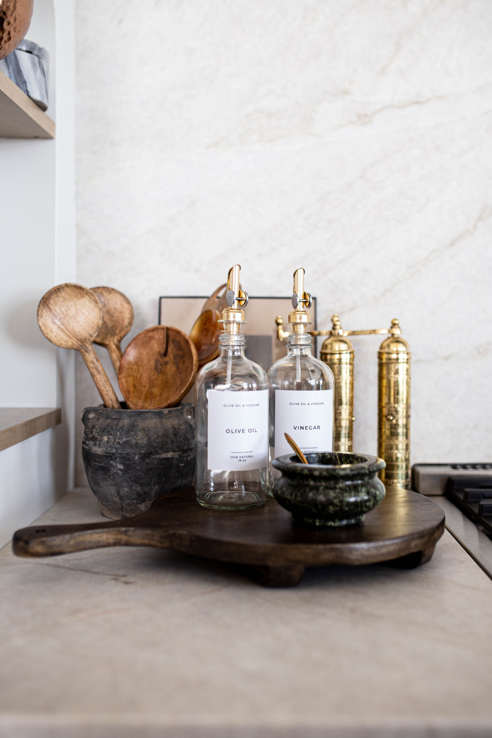 Glass bottle for olive oil and vinegar