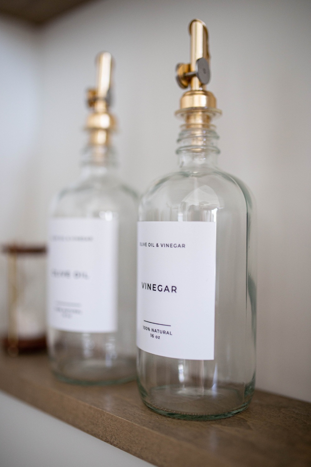Glass bottle for olive oil and vinegar
